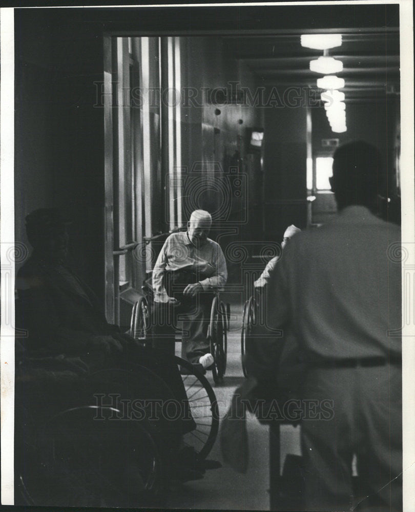 1964 Press Photo Billy Lorette Oak Forest Hospital - Historic Images