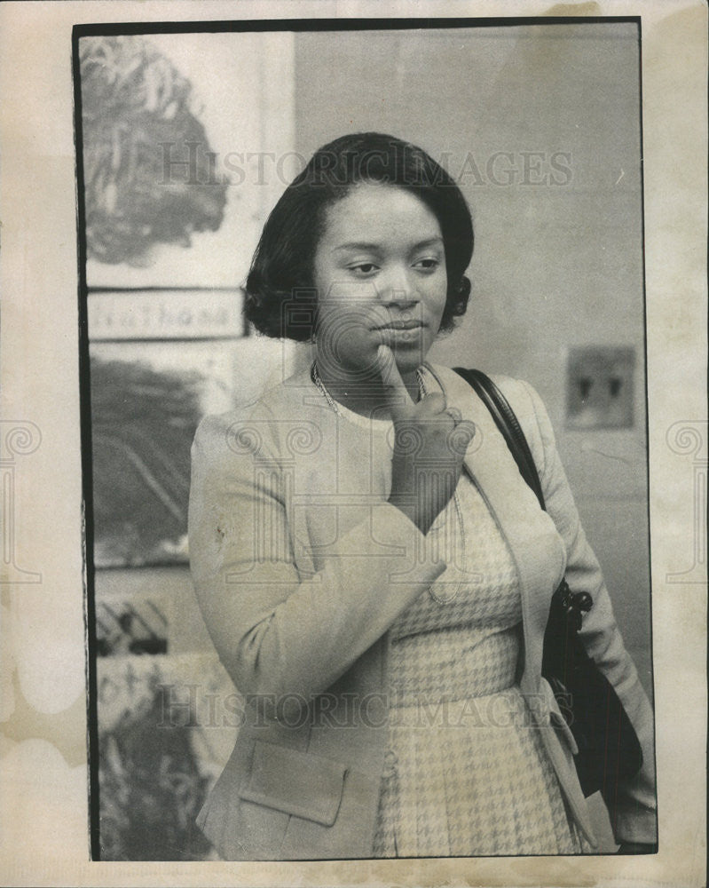 1975 Press Photo Cassandra Reese Administrative Asst Jew School ...