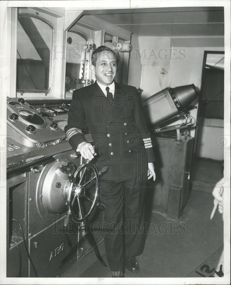 1958 Press Photo Capt Paul Mueller Abord the Christian Satori - Historic Images