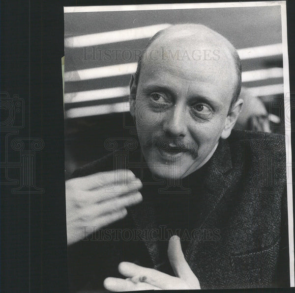 1974 Press Photo candid actor Peter Maloney - Historic Images