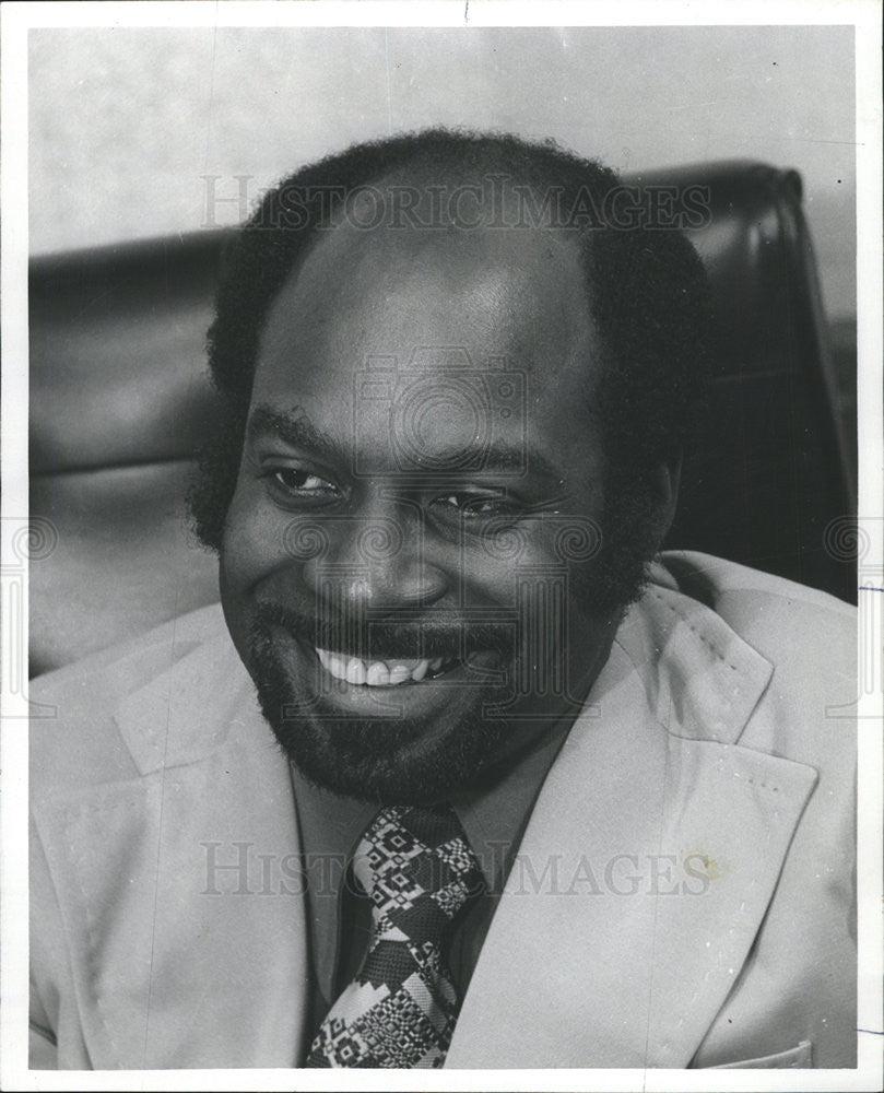 1975 Press Photo Adrian Robinson Jamaica Tourism Director - Historic Images