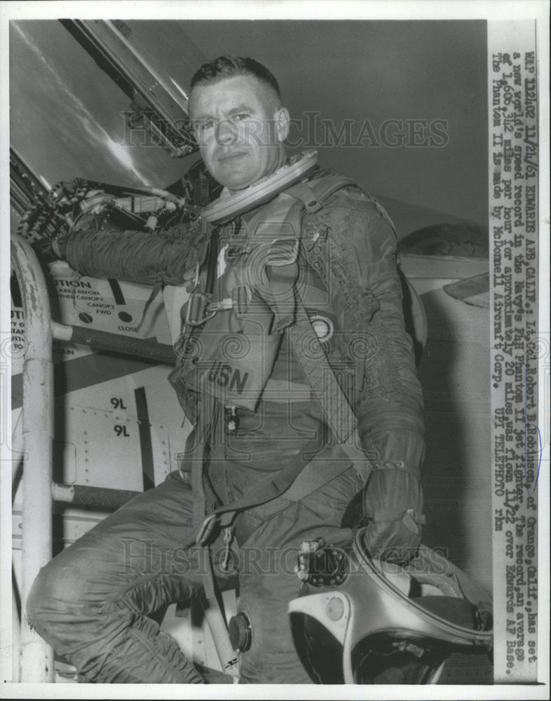 1961 Press Photo Robert B Robinson American Army General Colonel Chicago - Historic Images