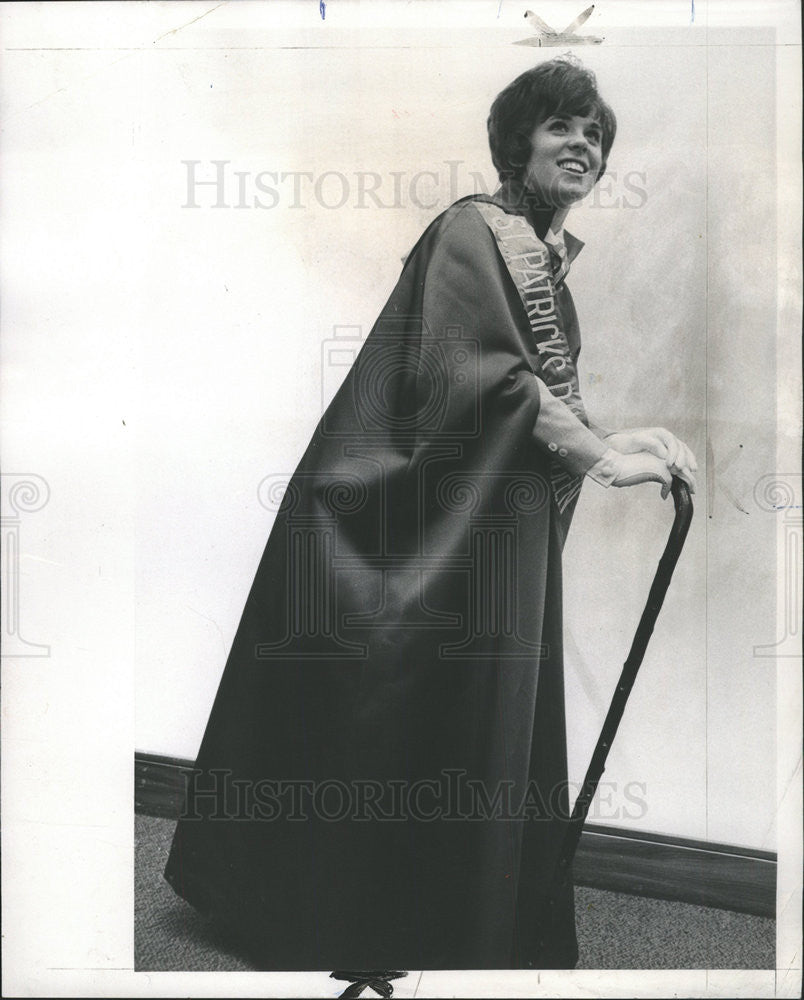 1969 Press Photo COLLEEN MALONEY QUEEN 969 ST. PATRICK&#39;S DAY PARADE - Historic Images