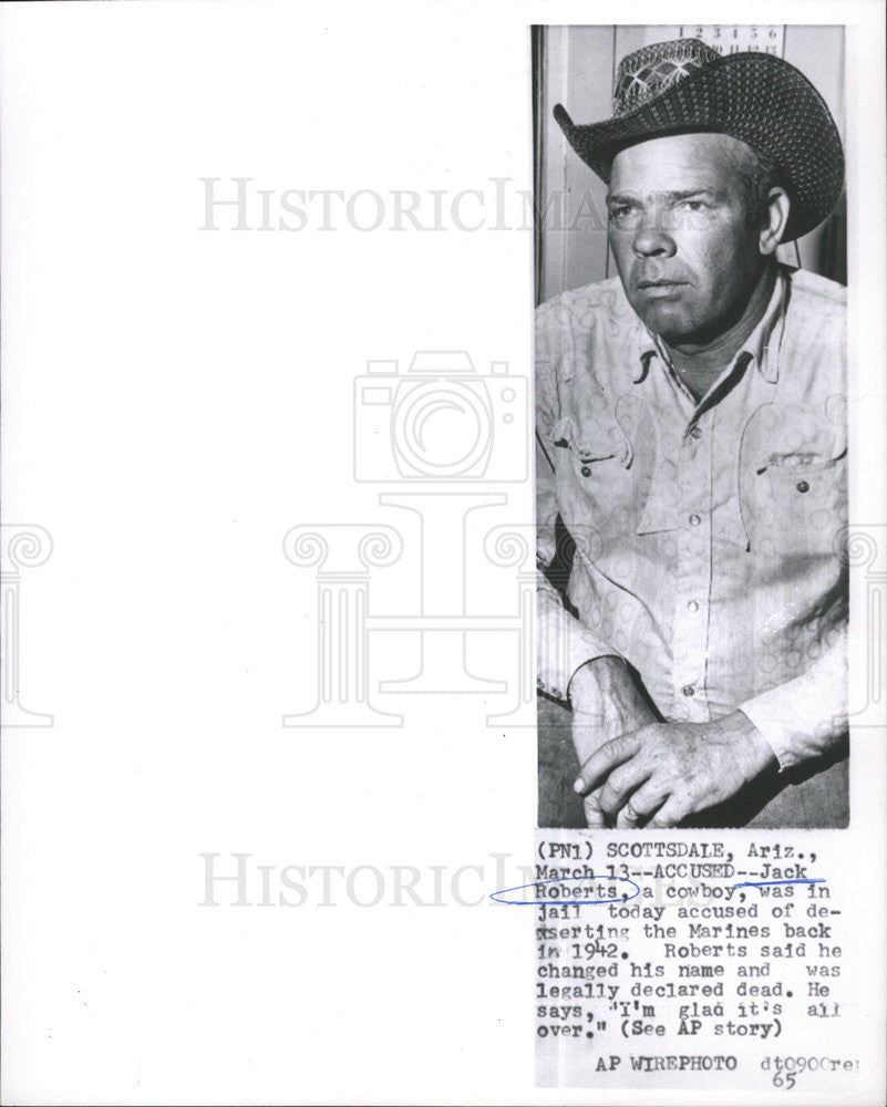 1995 Press Photo Deserter Jack Robert Marine Name Change Legally Dead - Historic Images