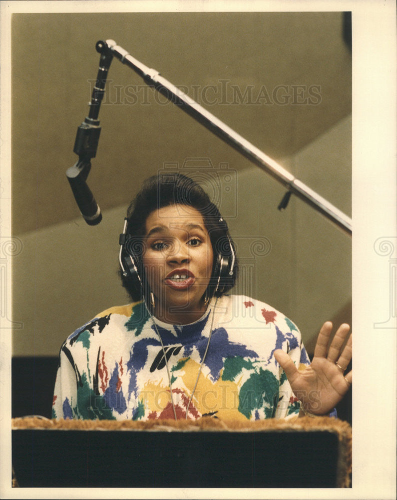 1987 Press Photo Robin Robinson,singer - Historic Images