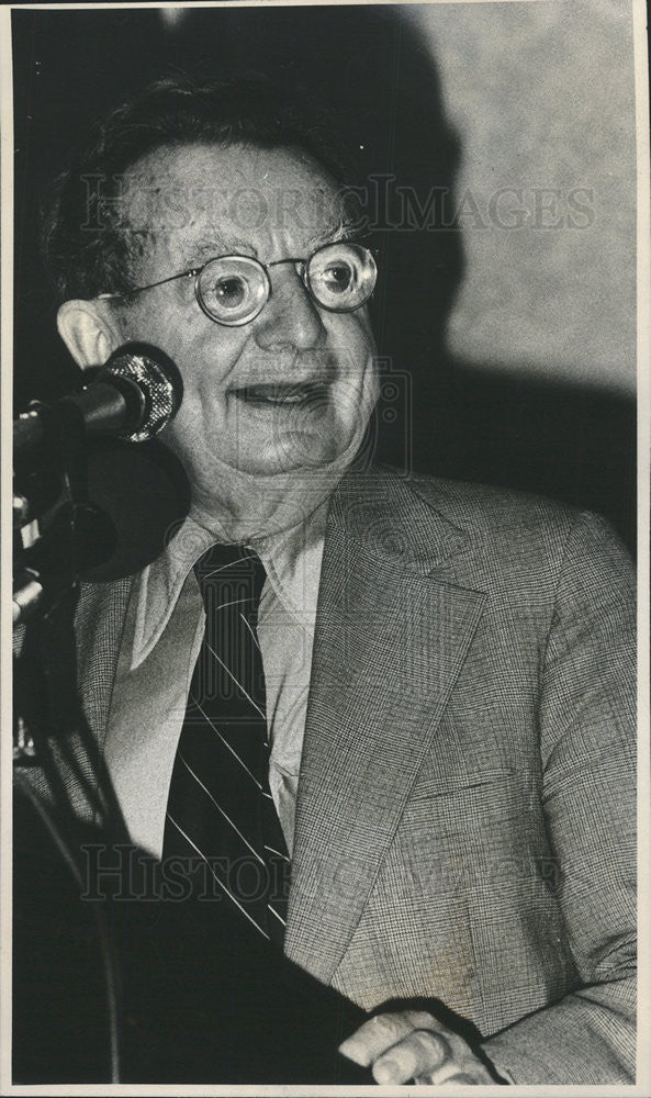 1981 Press Photo I.F. Stone,speaker - Historic Images