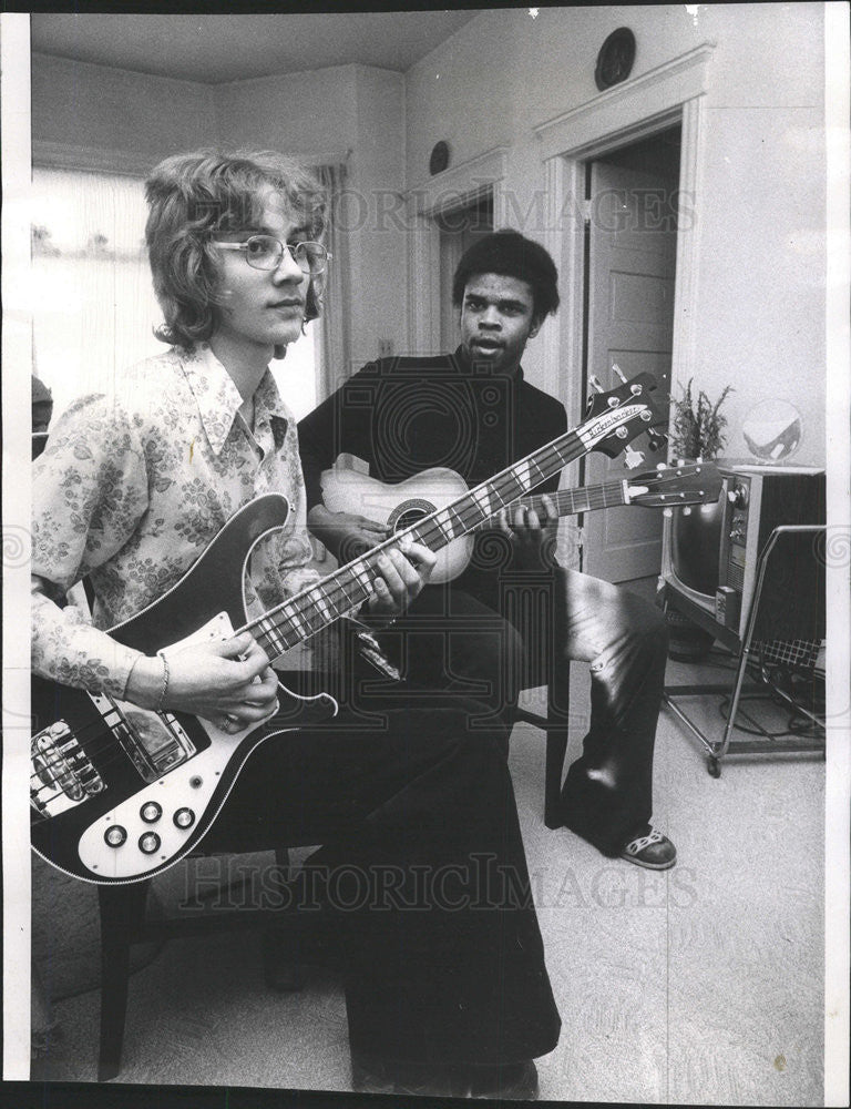 1974 Press Photo Rolf Weber and Reginald McFadden of rock group Andromeda - Historic Images