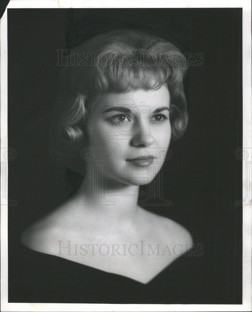 1961 Press Photo Engagement of Elsbeth Sue and Brian A. Moran - Historic Images