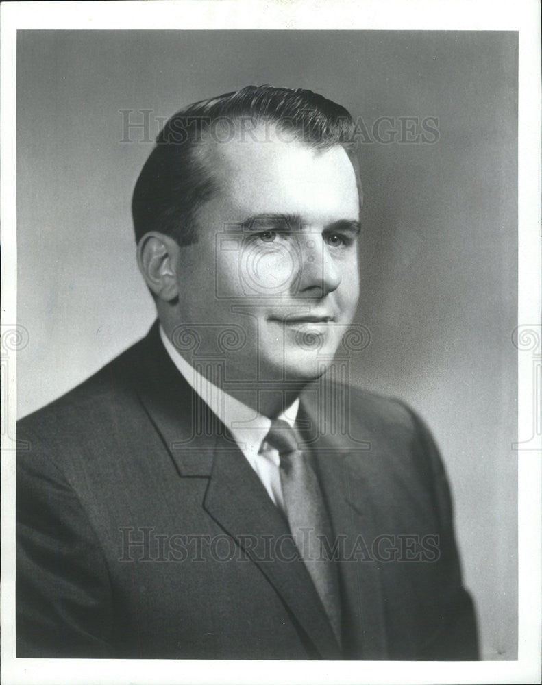 1978 Press Photo Leo J. Latz Bankers Personal Service - Historic Images