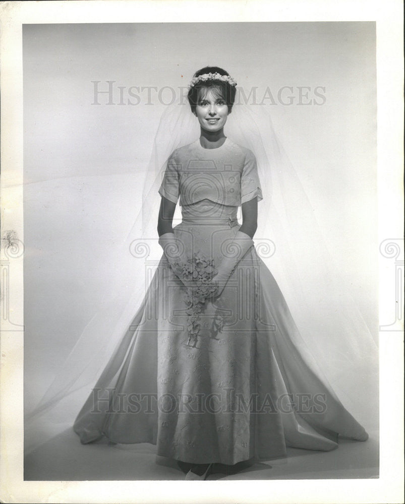 1963 Press Photo Mrs. Tom McNeil, wedding photo - Historic Images