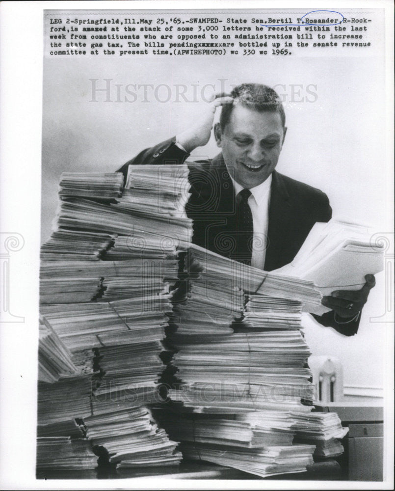 1965 Press Photo State Senator Bertil T. Rosander Letters Opposing Gas Tax Bill - Historic Images