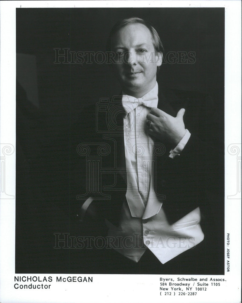 1993 Press Photo Nichols McGegan, conductor - Historic Images