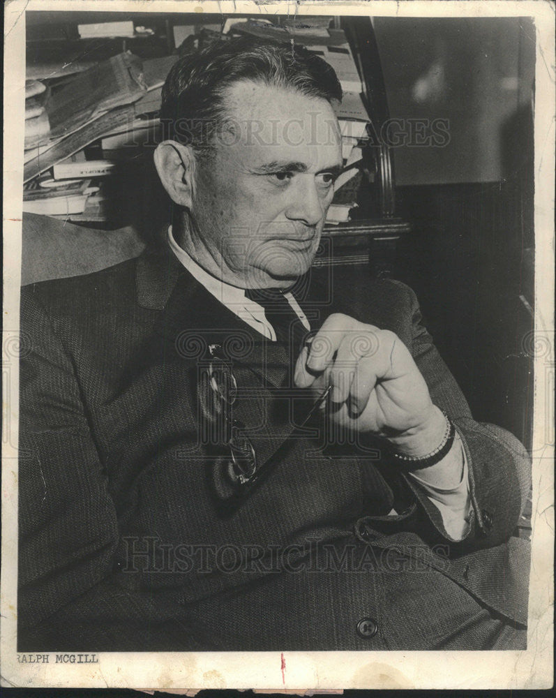 1961 Press Photo Ralph McGill American journalist at his office - Historic Images