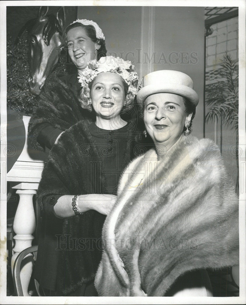 1957 Press Photo Mrs. Douglas Durkin, Mrs. Edward Vincek, Mrs. Neal McNutt - Historic Images