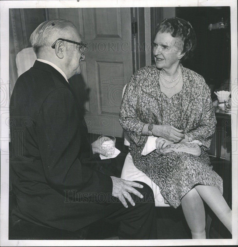 1962 Press Photo Geroge Nixon &amp; Mrs. Donald McPherson - Historic Images