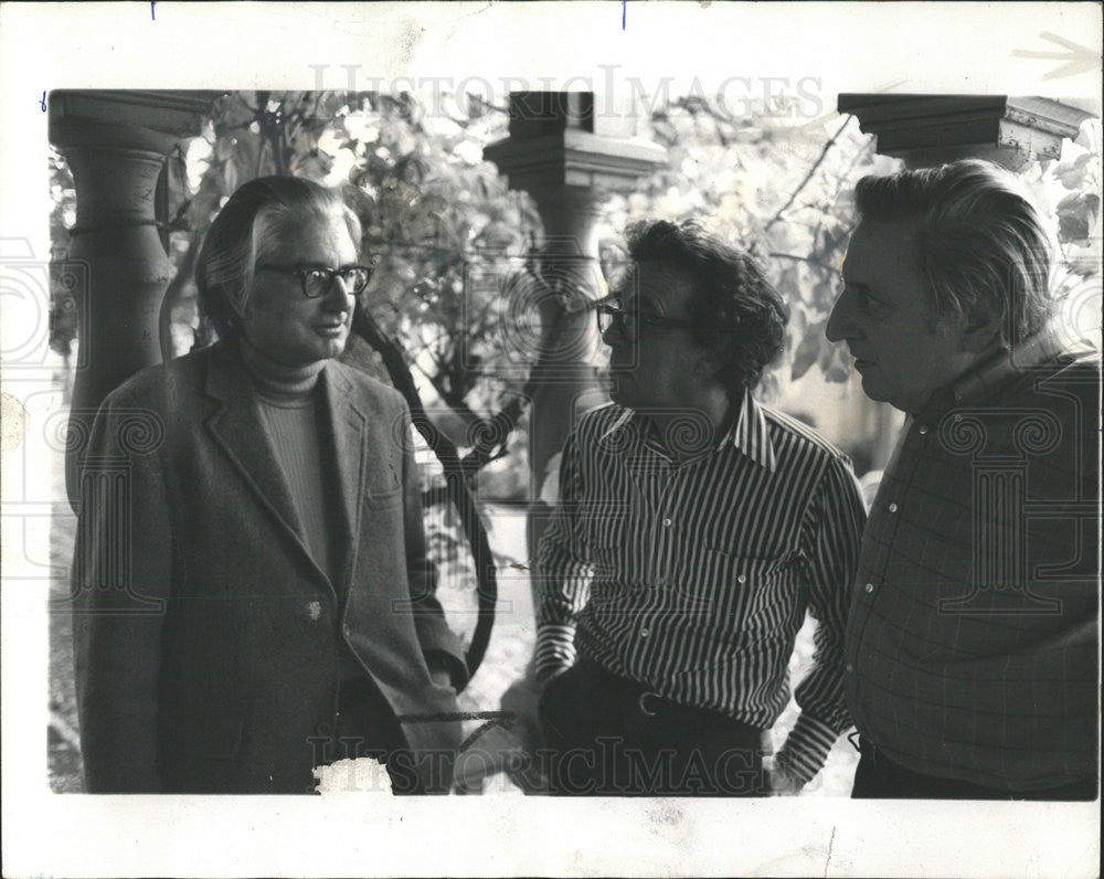 1972 Press Photo Writers-in-residence Brown University John Hawkes Cassil Honig - Historic Images