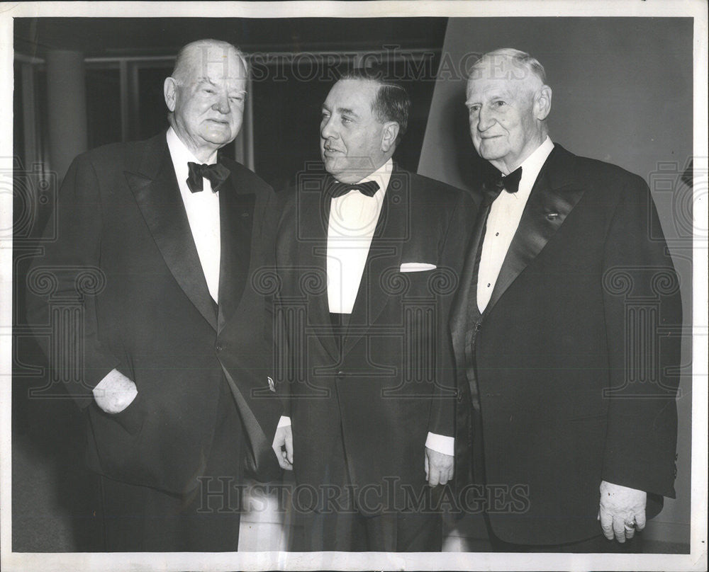 1956 Press Photo Herbert Hoover, Mayor Richard Daley &amp; Gen Robert Wood - Historic Images