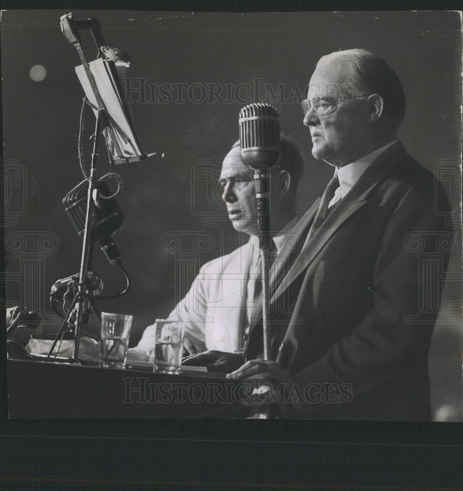 1944 Press Photo Herbert Hoover only Living Former Pres with Rep Joseph Martin - Historic Images