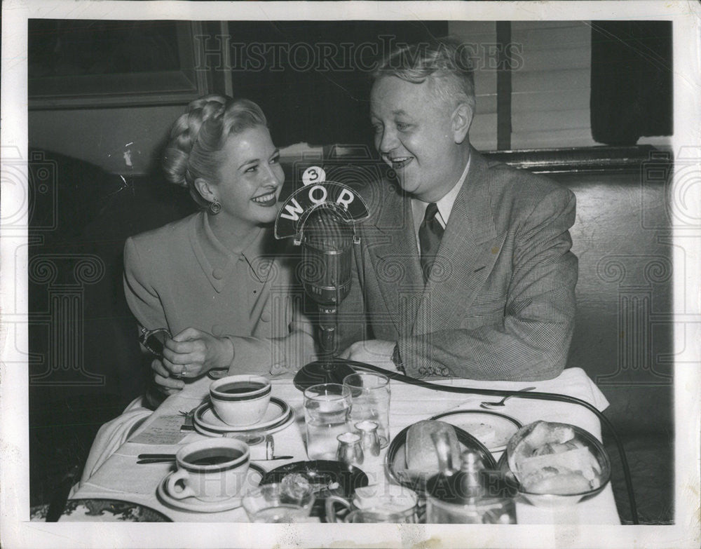 1949 Press Photo Marilyn Maxwell with Bill Slater,reporter - Historic Images