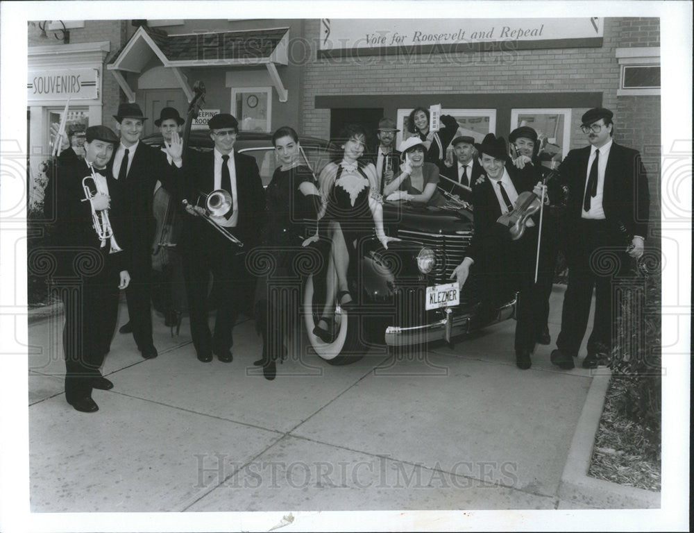 1996 Press Photo Maxwell Street Klezmer Band &quot;You Should be So Lucky&quot; - Historic Images