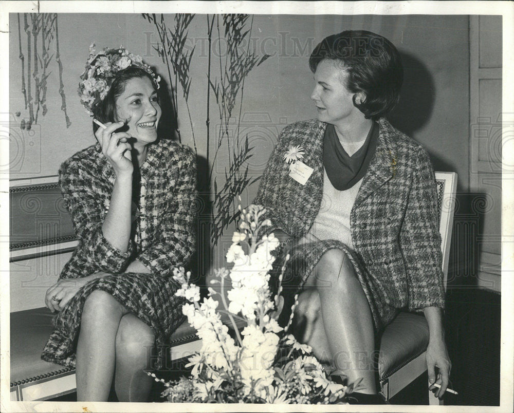 1965 Press Photo Mrs. Edward J. Matot II and Mrs. John Scott Jr. - Historic Images