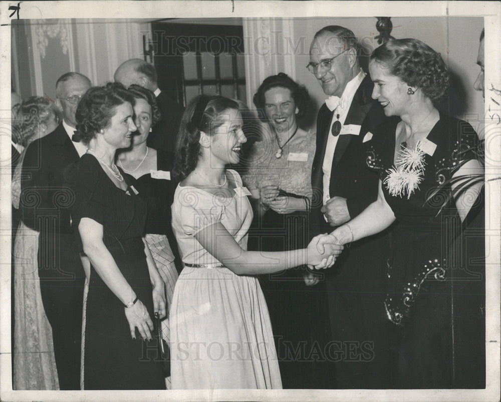 1947 Press Photo Mrs. Willard Matheny Mrs. Allen Mayflower Society Illinois - Historic Images