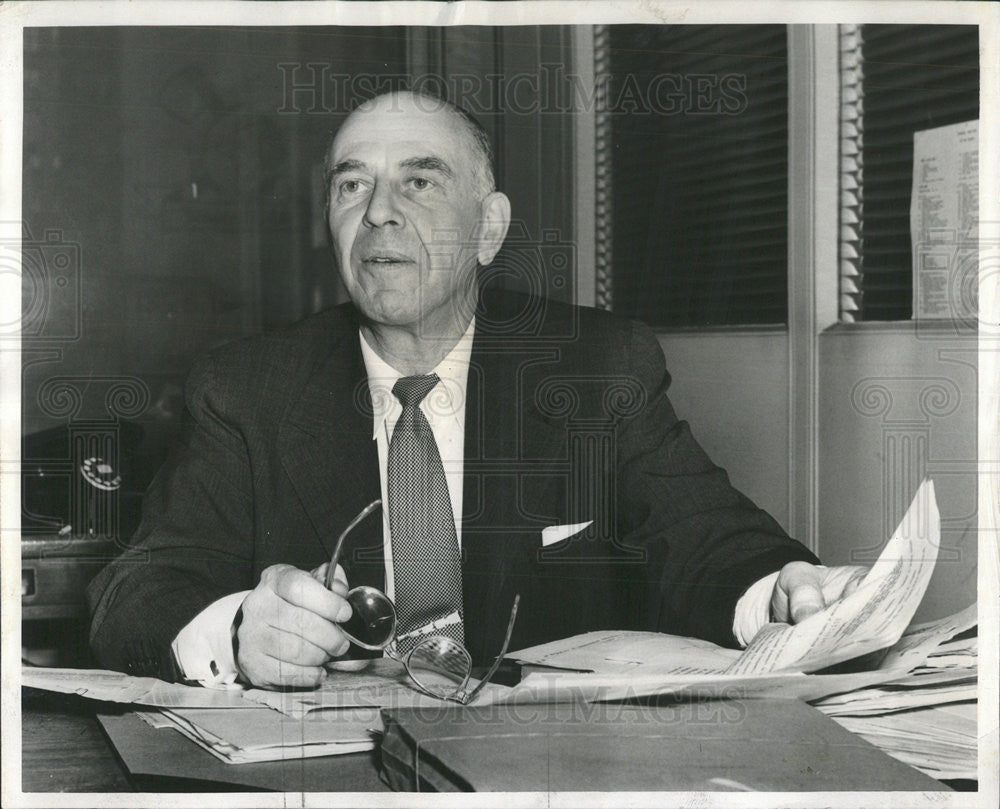 1956 Press Photo Richard Mayer Ass US attorney - Historic Images