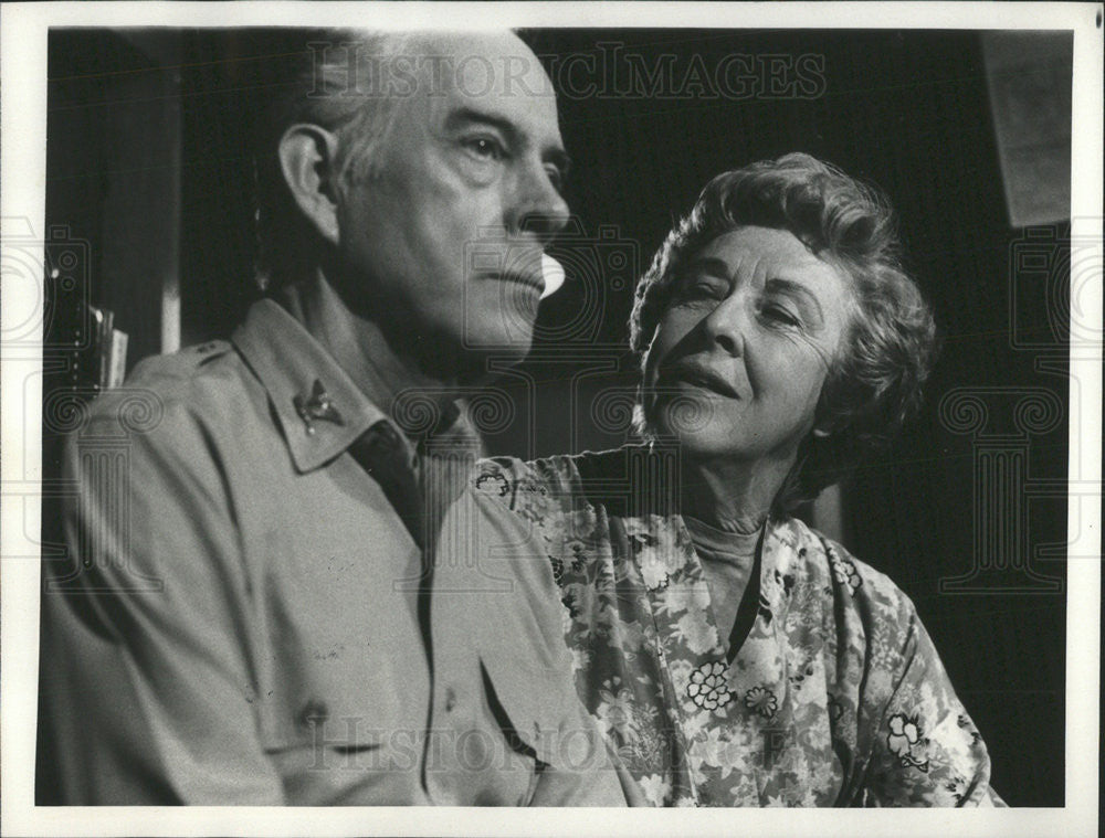 1978 Press Photo Carmen Mathews and Harry Morgan in &quot;M*A*S*H&quot; - Historic Images