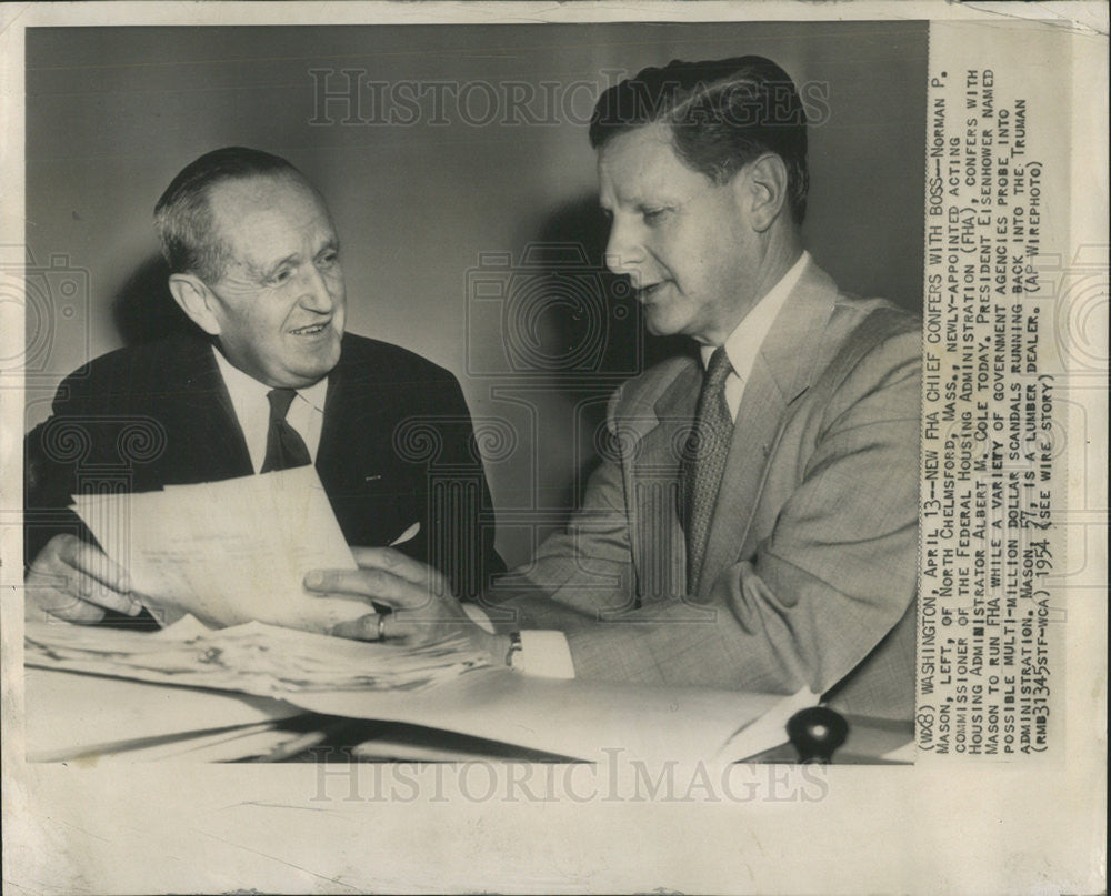 1954 Press Photo Norman P. Mason Left of North Chelmsford Mass  Commissioner - Historic Images