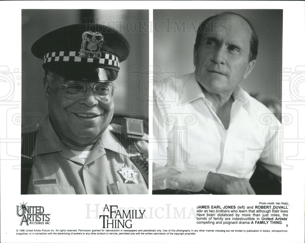 1984 Press Photo James Earl Jones and Robert Duvall - Historic Images