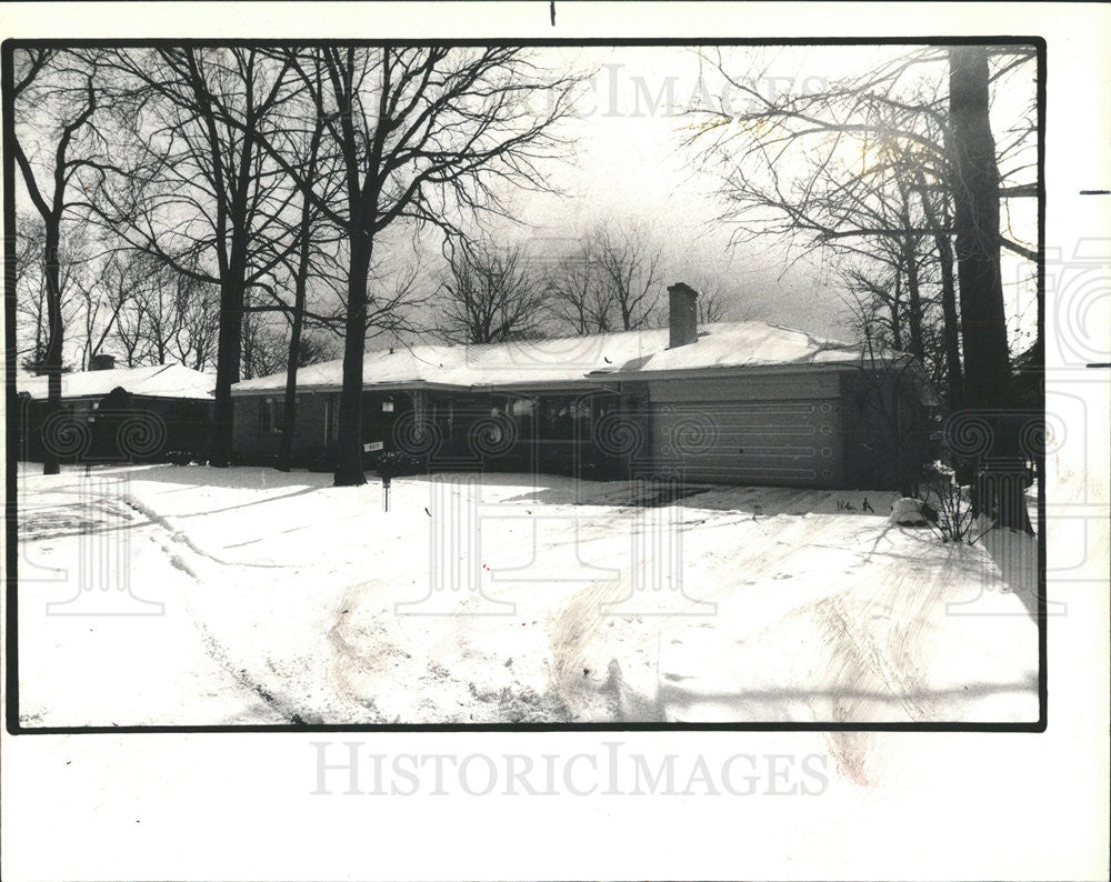 1986 Press Photo Reginald J. Holzer Home/Architecture/Real Estate/Chicago - Historic Images