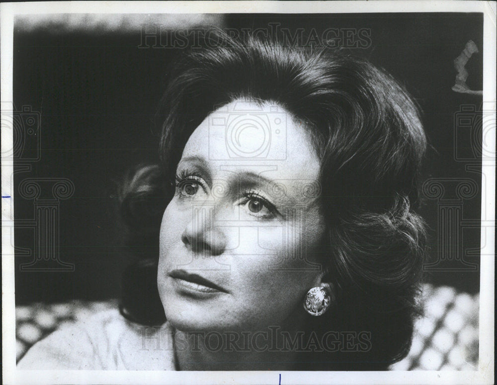 1975 Press Photo Adela Holzer most fascinating woman American theater scene - Historic Images