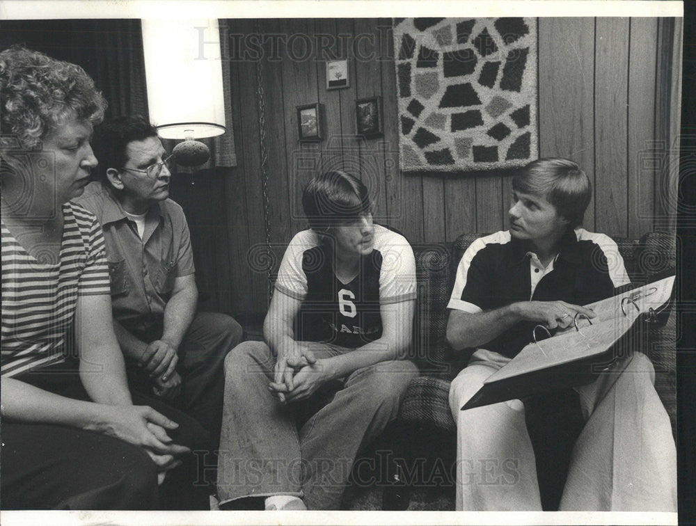 1978 Press Photo Dick Walters/Basketball Coach/Mike Gorney/Henry/Mary Gorney - Historic Images