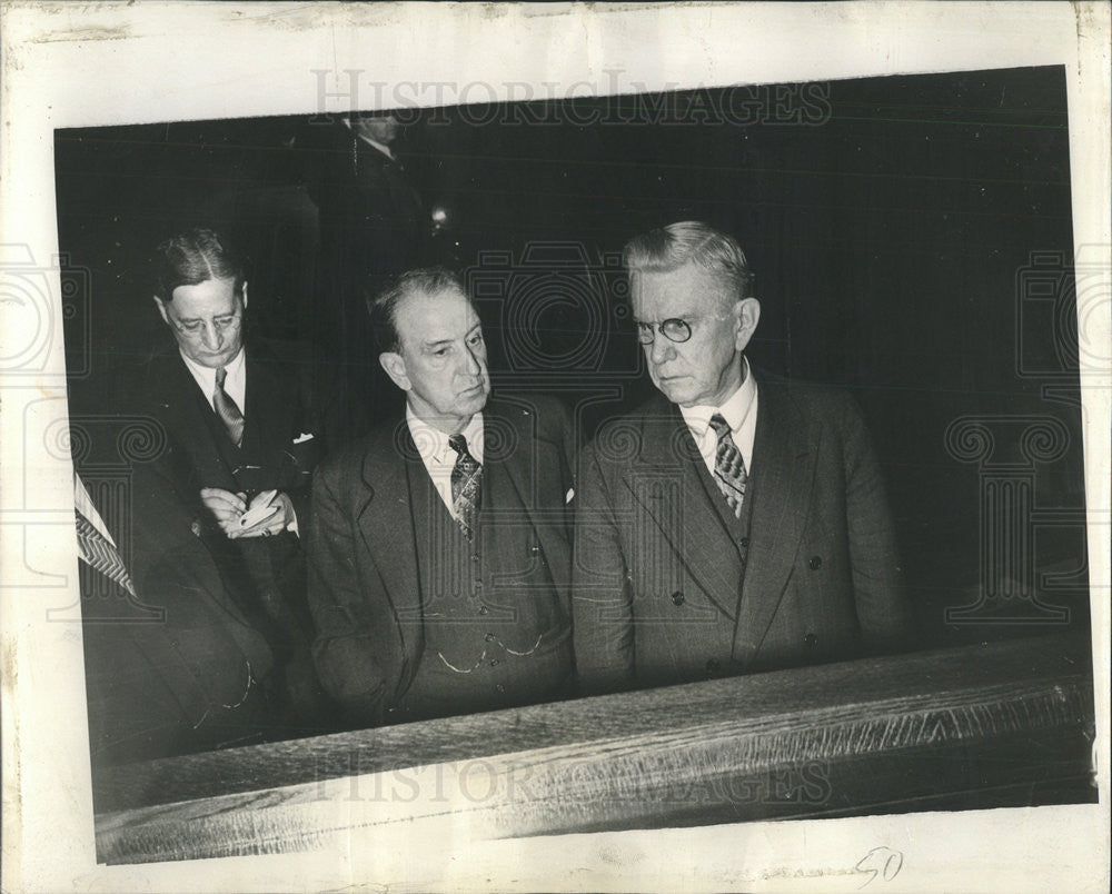 1939 Press Photo Judge McGarry left is Benedict Short and right is Atty Marshall - Historic Images