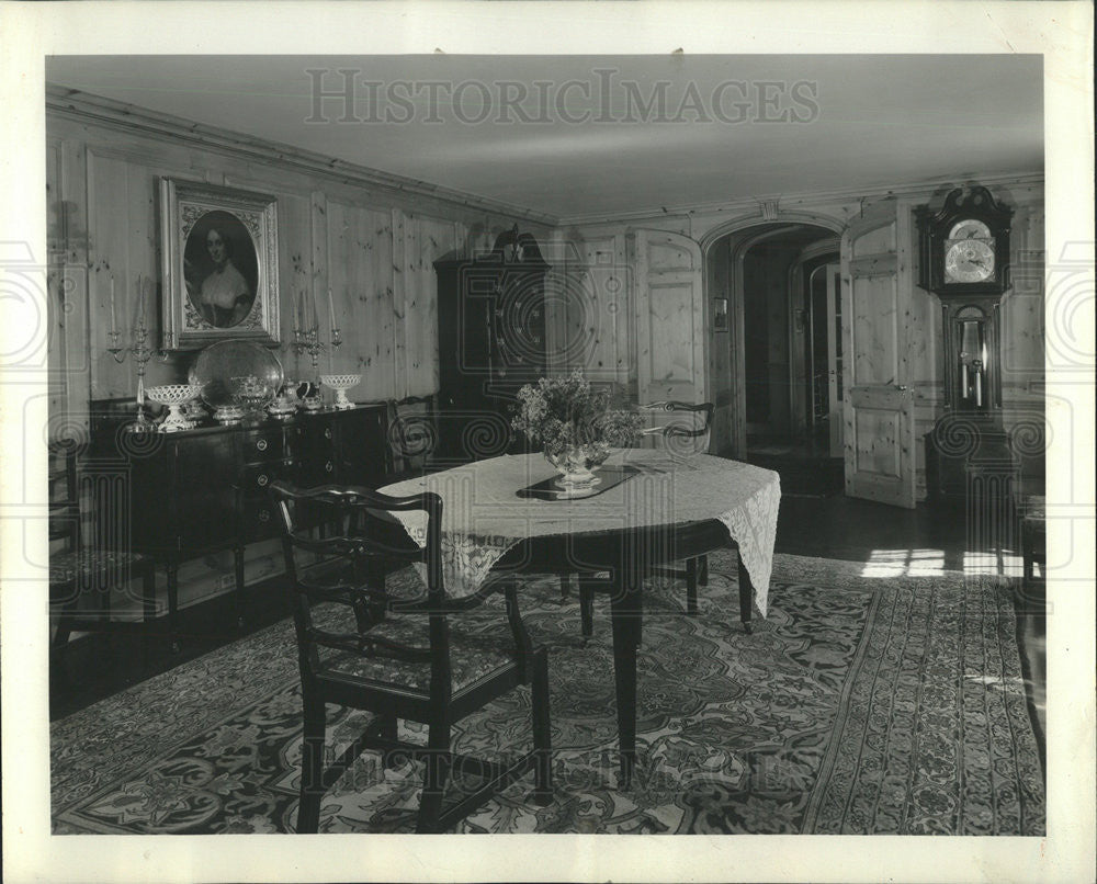 1936 Press Photo Young Scammon McPherson Dining Room - Historic Images