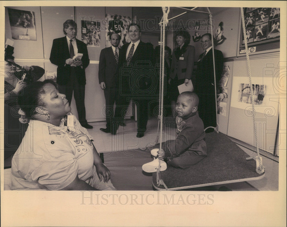 1993 Press Photo JONATHAN WILLIAMS MAYOR DALEY THERAPIST VENESSA WILLIAMS - Historic Images