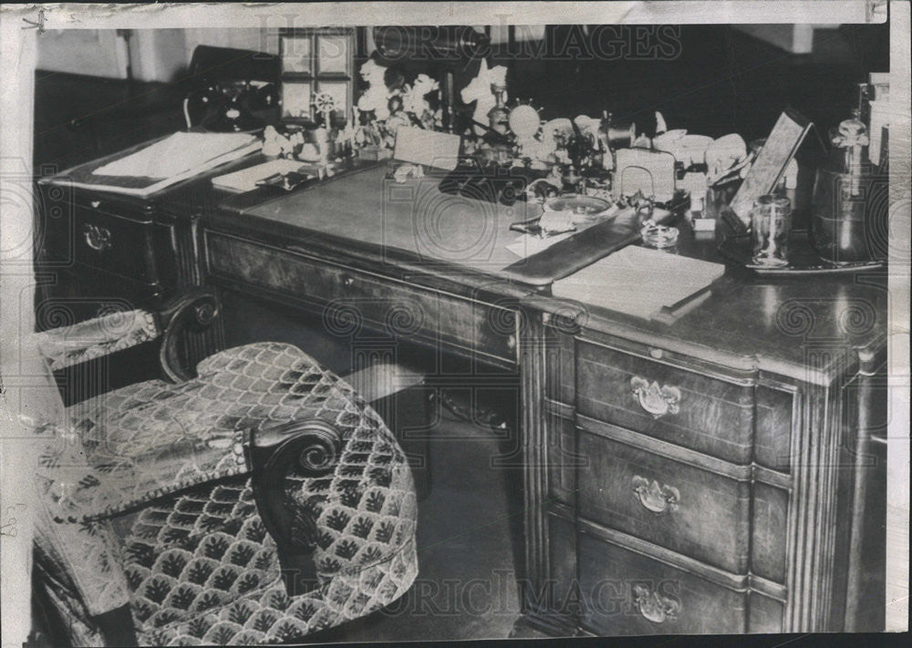 1945 Press Photo United States President Franklin Delano Roosevelt Table - Historic Images