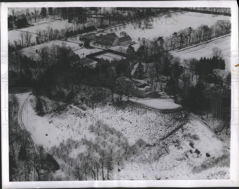 1945 Press Photo Aerial Views of the Sties of UNO HQ at Hyde Park. - Historic Images