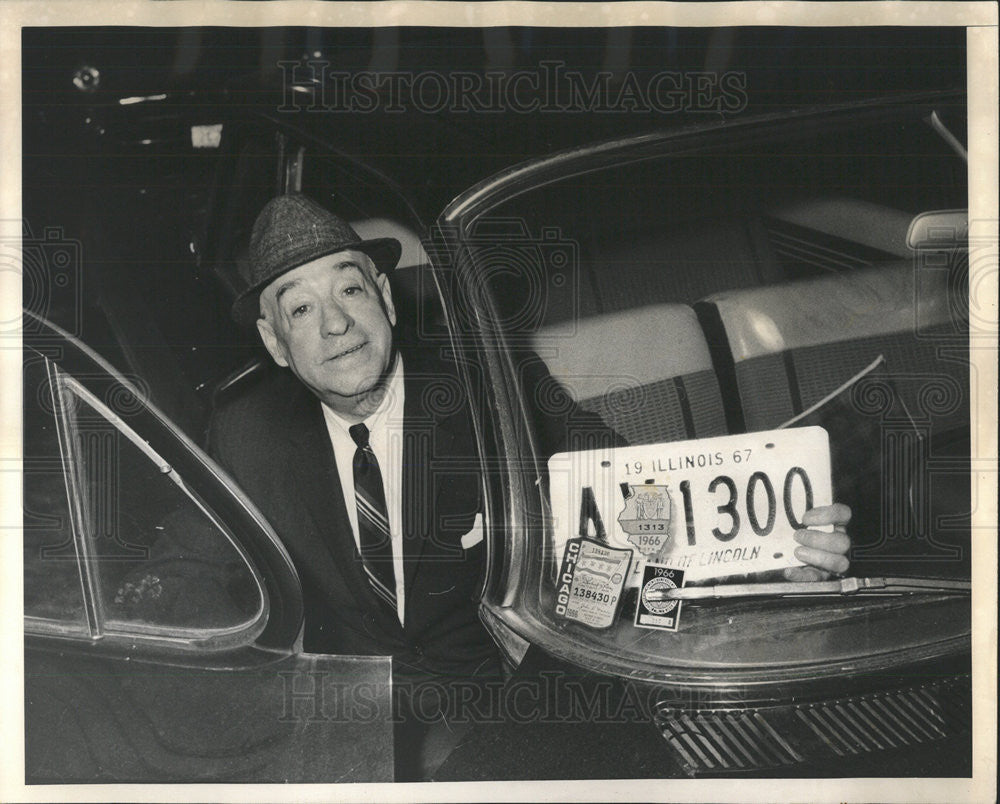 1967 Press Photo Marshall T Pidgeon American Police Officer Chicago Illinois - Historic Images