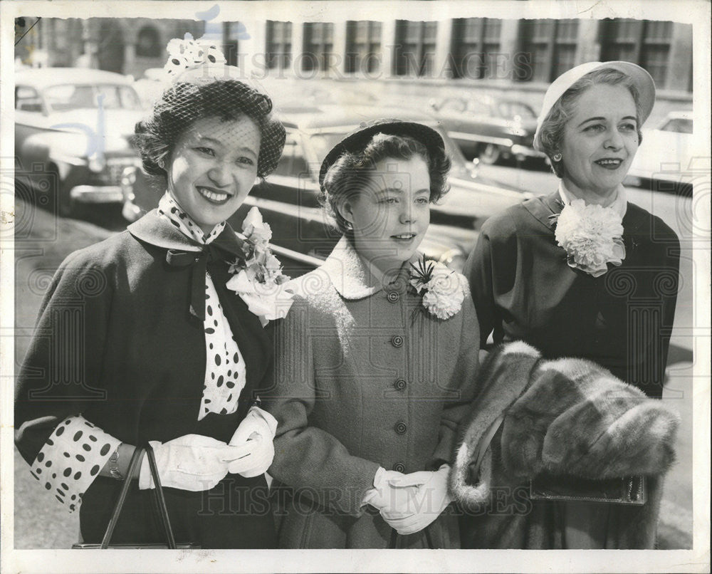 1955 Press Photo Northwestern University Weekend Guest Mrs Frank A McMurray - Historic Images