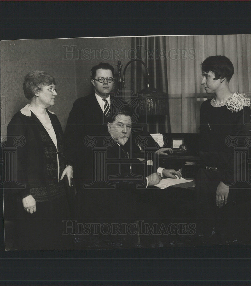 1927 Press Photo Thomas S Robertson American Businessman Executive Chicago Ill - Historic Images