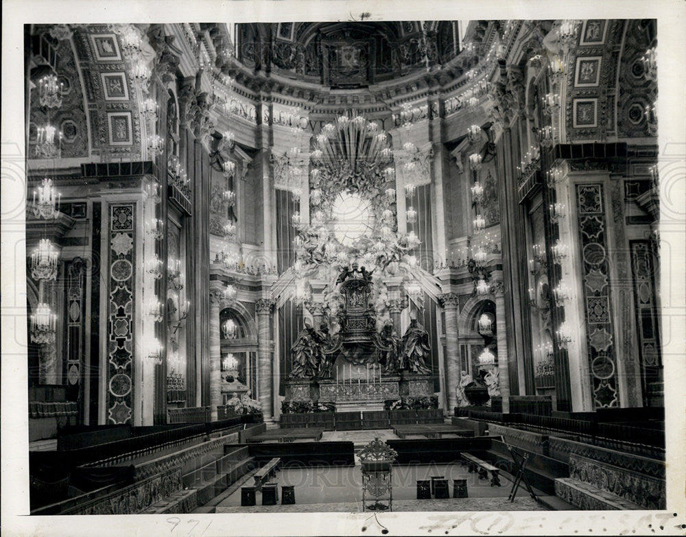 1946 Press Photo altar St Peters church Rome italy - Historic Images