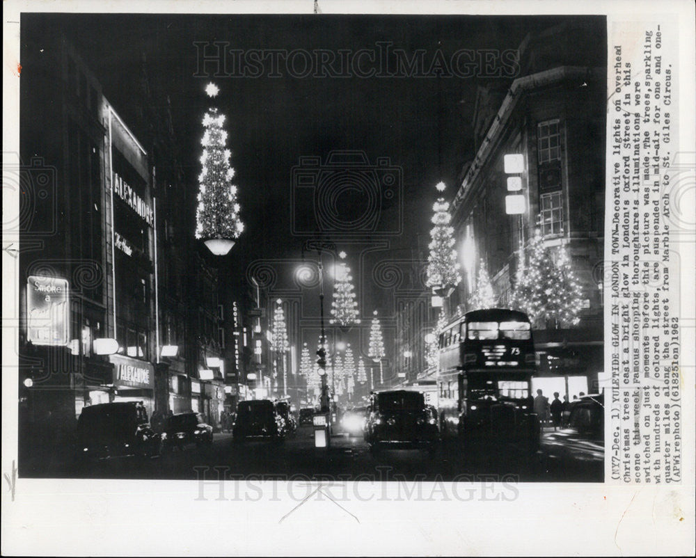 1962Yuletime decorations in London,England Press Photo - Historic Images