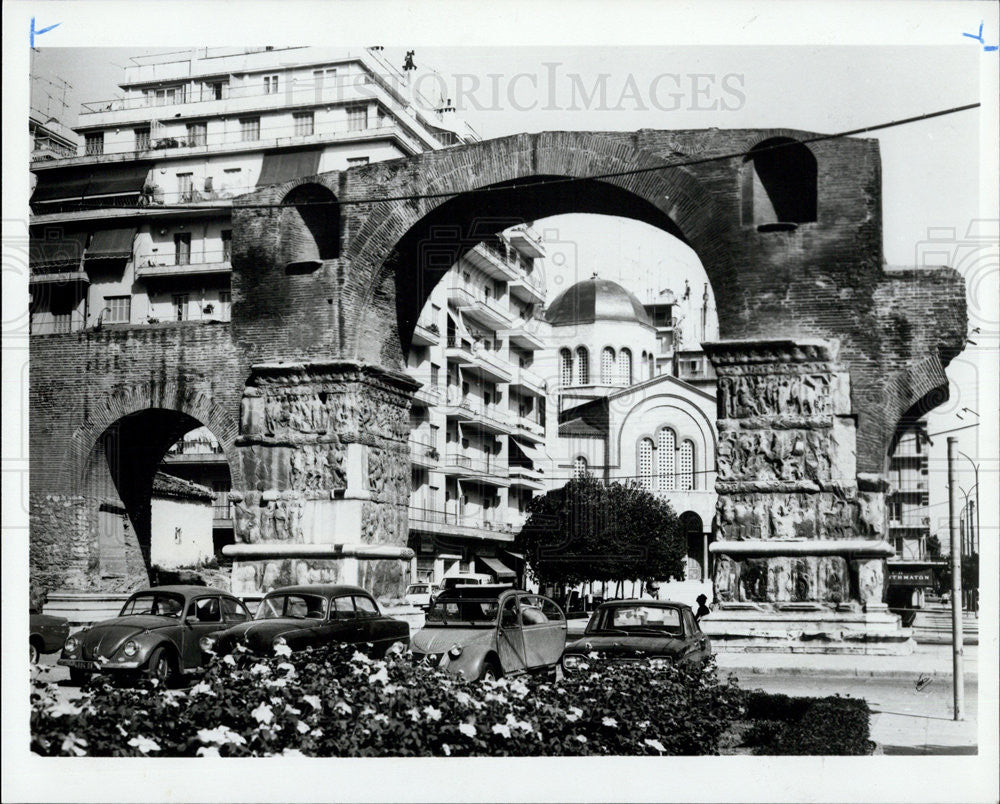 1983 Press Photo Triumphal Arch Erected by Roman Emperor Galerius, Solouica - Historic Images