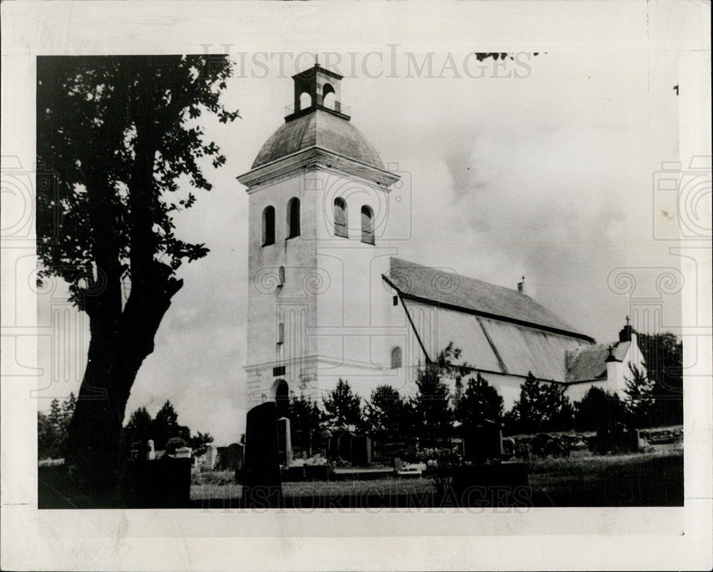 1954 Press Photo Fjaras Parish Church Building Exterior In Norway - Historic Images