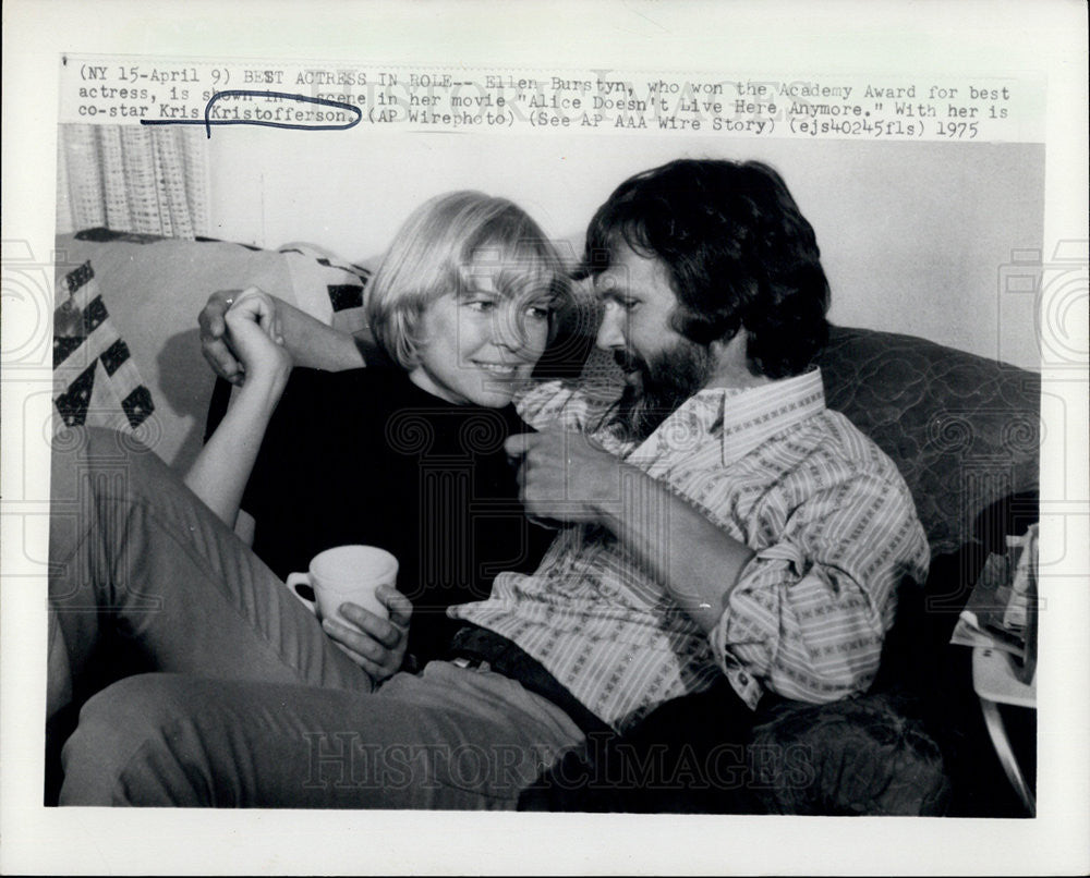 1975 Press Photo Kris  Kristofferson &amp; Ellen Burstyn in Alice Doesn&#39;t Live Here - Historic Images