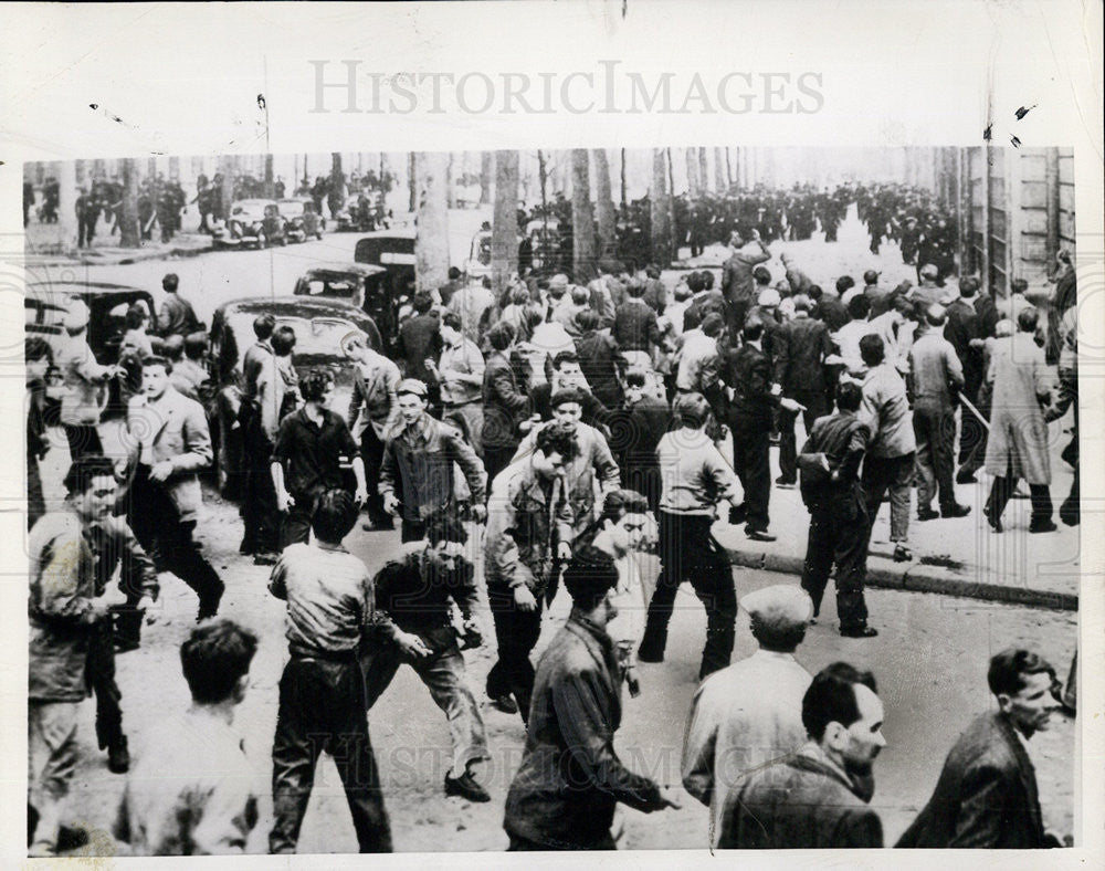 1951 Press Photo Communists riot and demonstrate in France - Historic Images