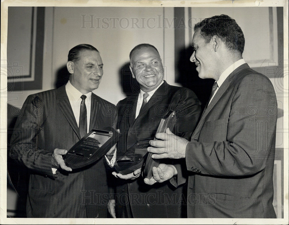 1963 Press Photo Chicago Newapaper Guild Annual Page One Ball - Historic Images