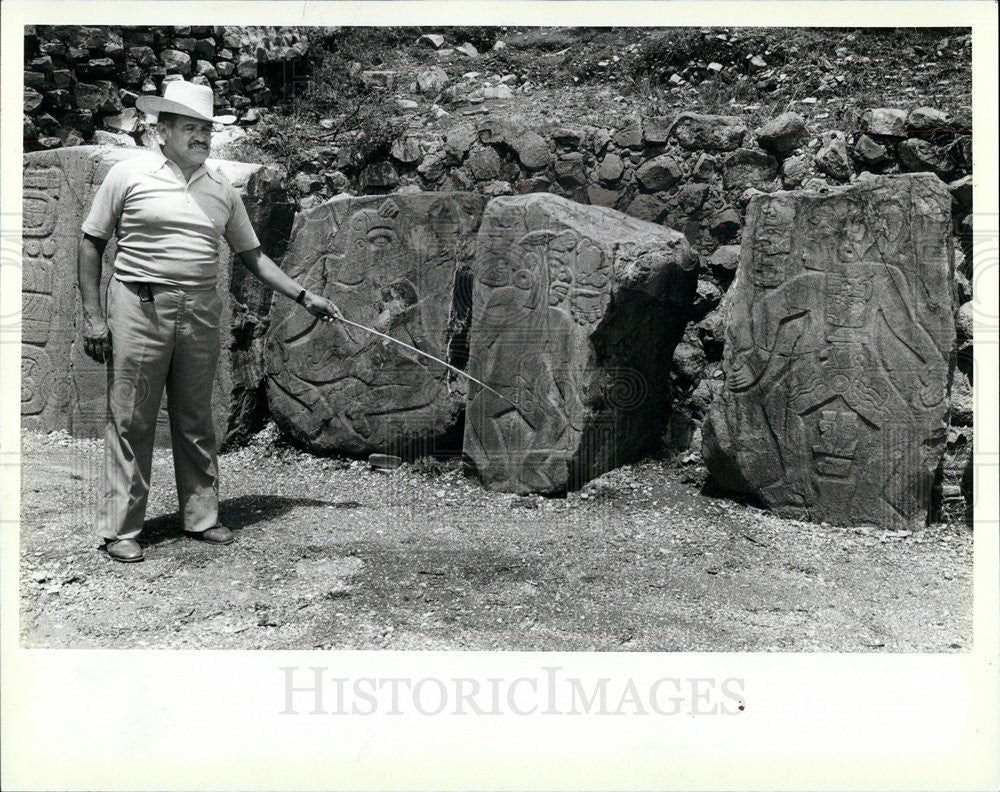 1984 Press Photo An Olmec stone carving in Mexico - Historic Images