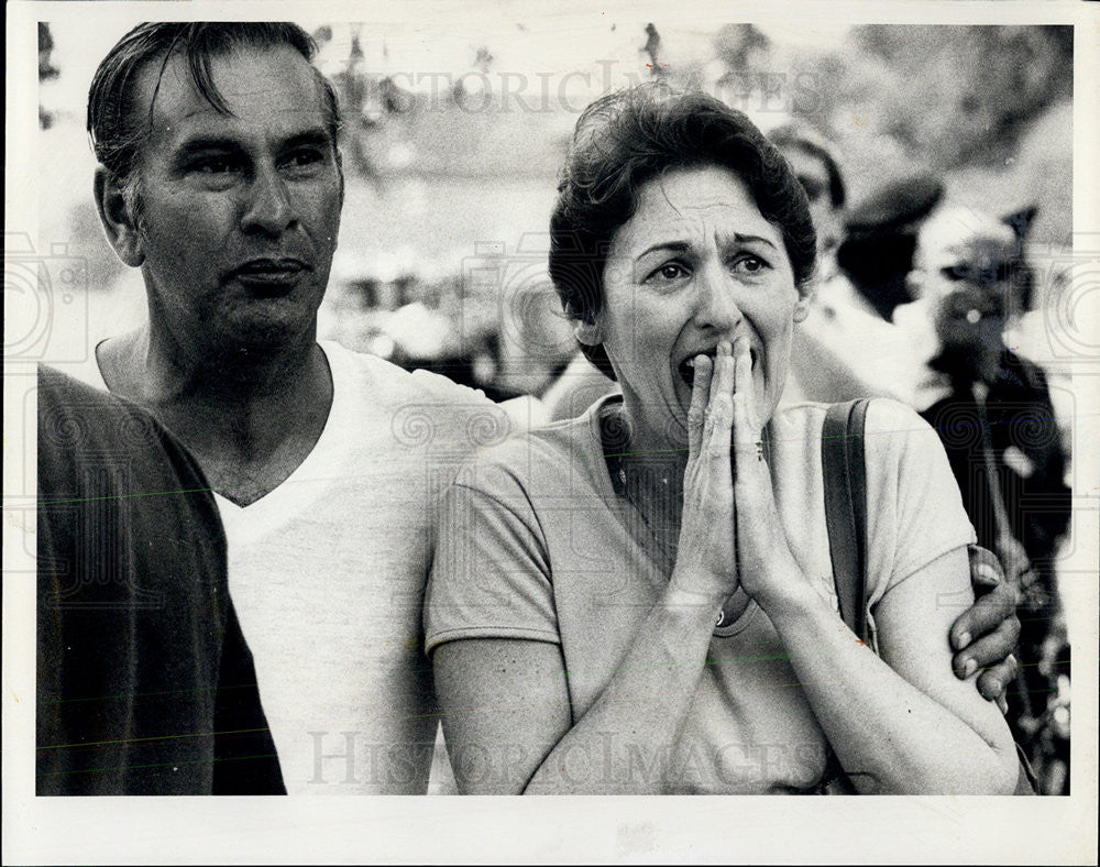 1981 Press Photo South Side House Explosion Helen Sautenbach - Historic Images